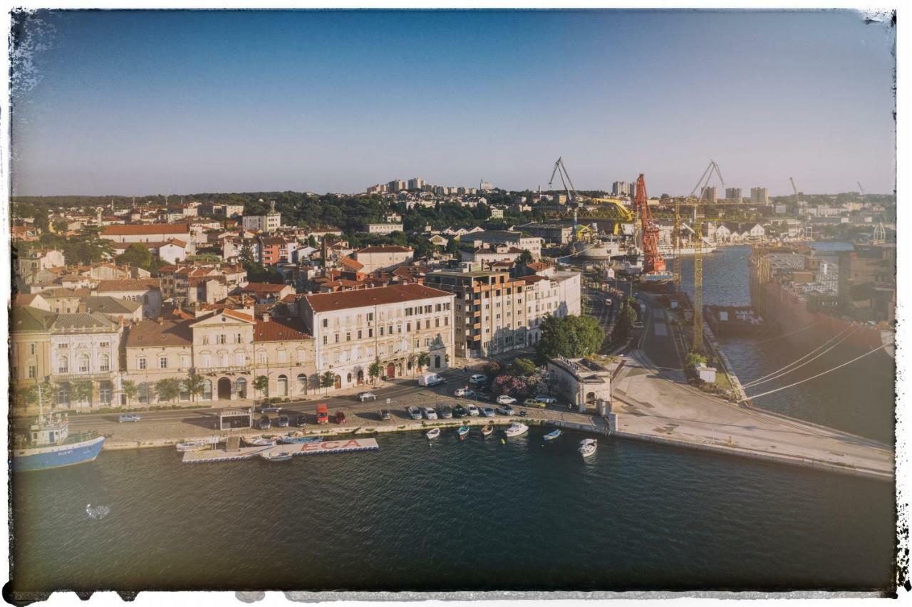 Luxury Apartment Jana With Private Parking Pula Exteriér fotografie
